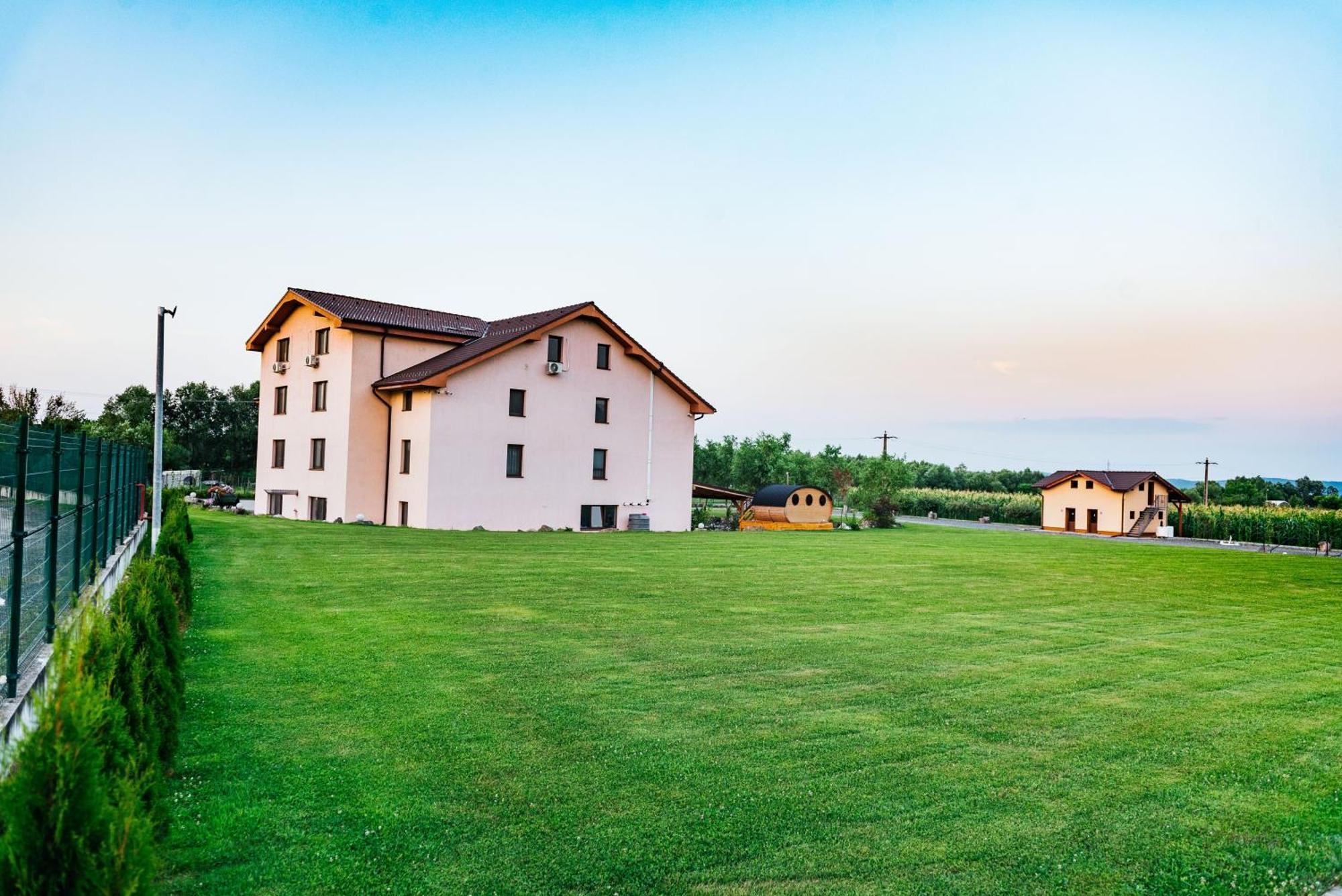 Rai Romanesc Saliste (Sibiu) Exterior foto